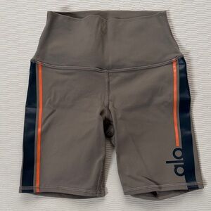 ALO Yoga Taupe and Orange High-Waist Shorts XS biker yoga workout orange